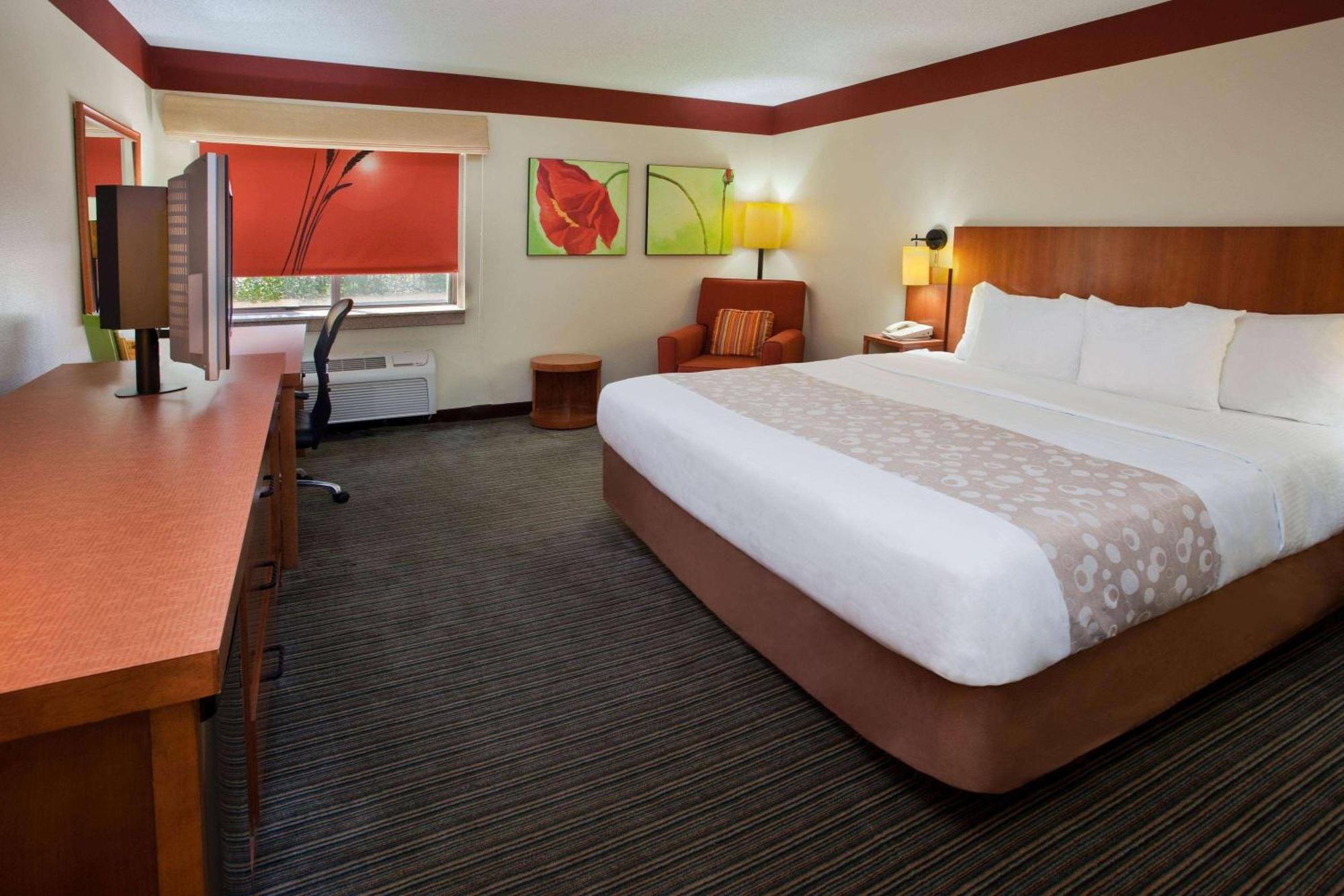 Travelodge By Wyndham Columbus State University Екстер'єр фото